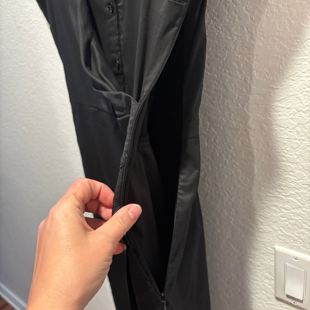 Ann Taylor Black Cap-Sleeve Wrap Dress with Side Pockets - Picture 4 of 9